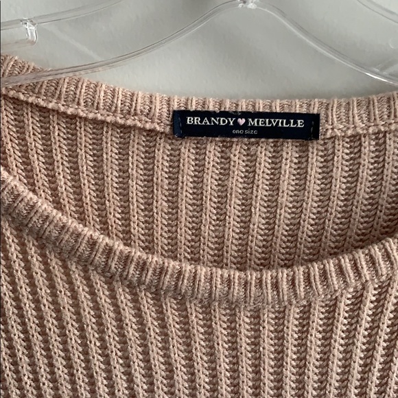 Brandy Melville Oversized Sweater - Picture 2 of 2
